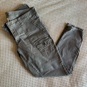 GAP Women's Gray Ankle Cargo Jeans